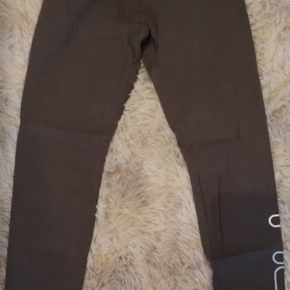 grey fila leggings